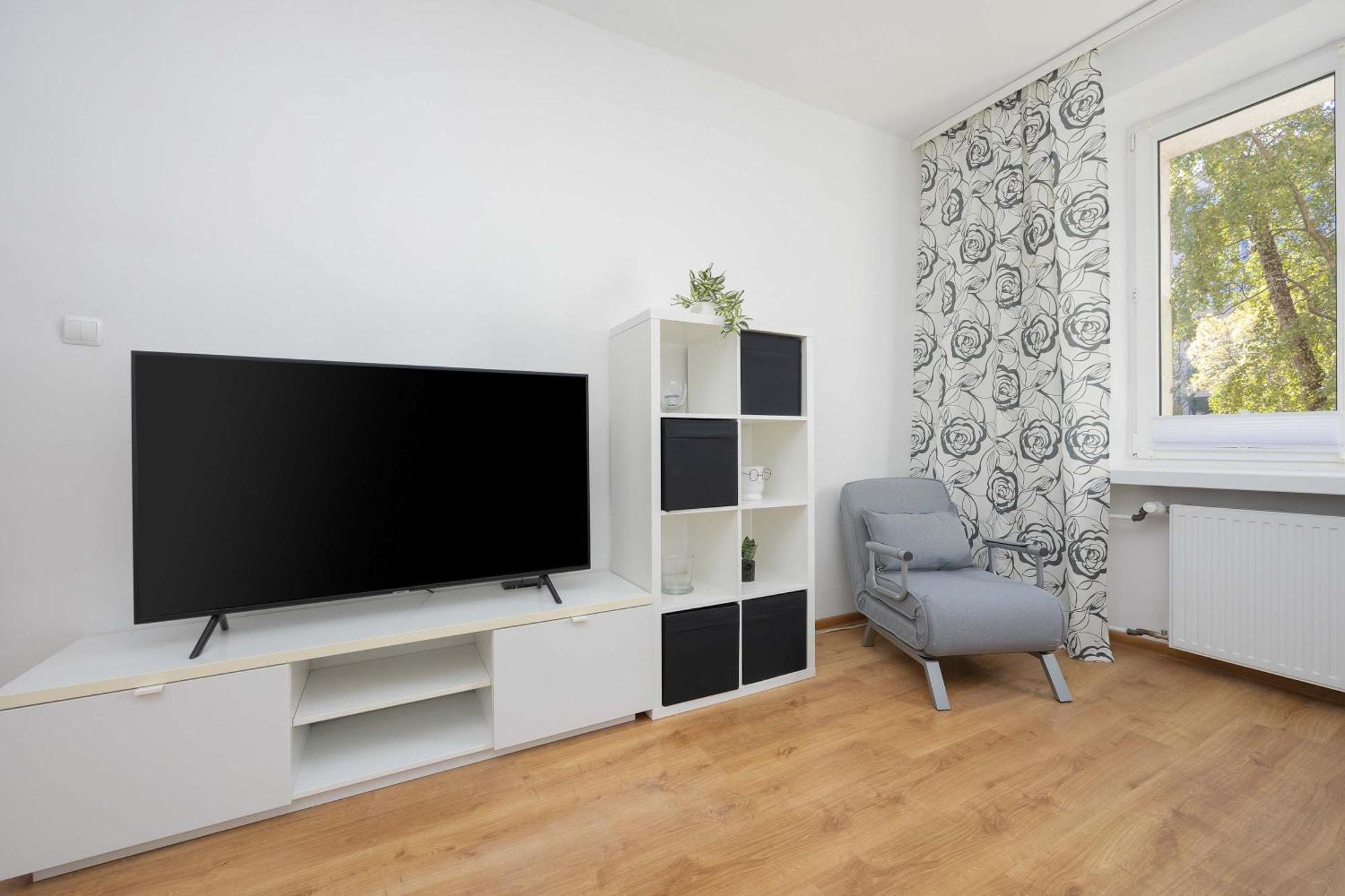 Modern In Perfect For Remote Work By Renters Apartment Warsaw